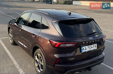 Внедорожник / Кроссовер Ford Escape 2023 в 