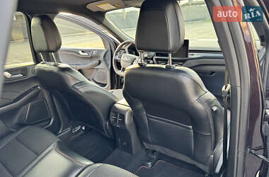 Внедорожник / Кроссовер Ford Escape 2023 в 