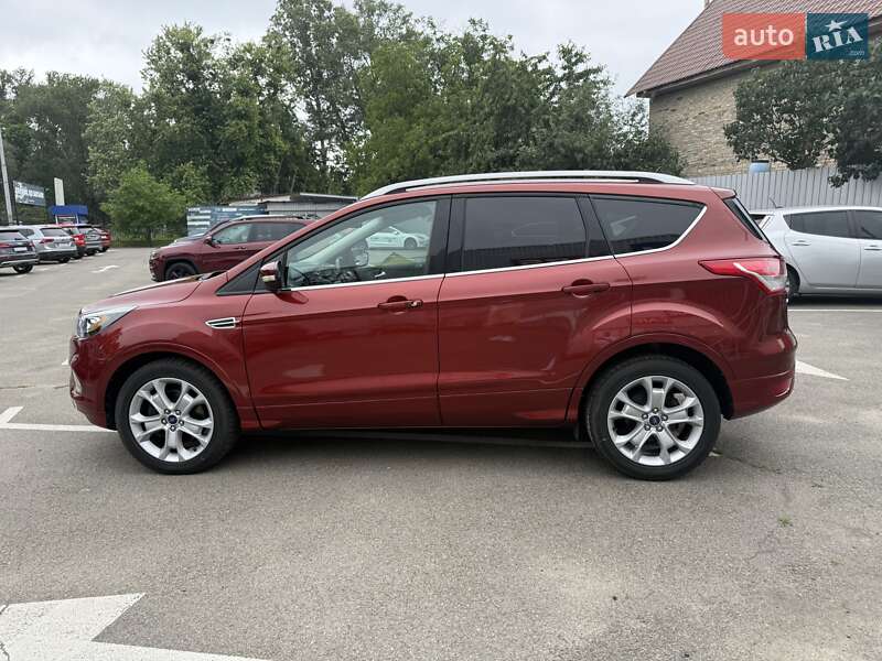 Позашляховик / Кросовер Ford Escape 2015 в Києві