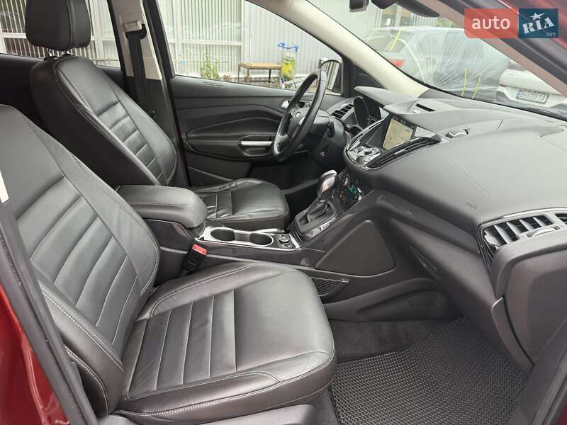 Позашляховик / Кросовер Ford Escape 2015 в Києві