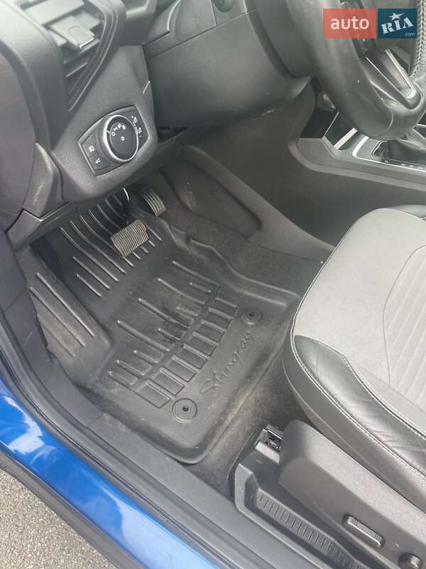 Позашляховик / Кросовер Ford Escape 2017 в Броварах