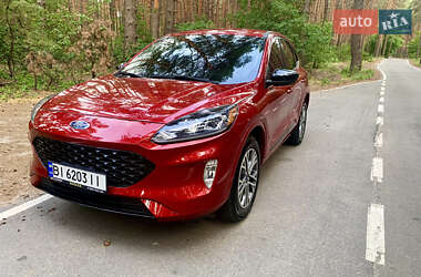 Внедорожник / Кроссовер Ford Escape 2022 в 