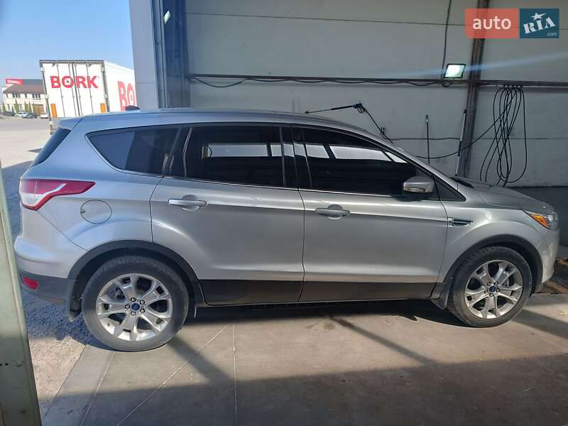 Внедорожник / Кроссовер Ford Escape 2012 в Львове