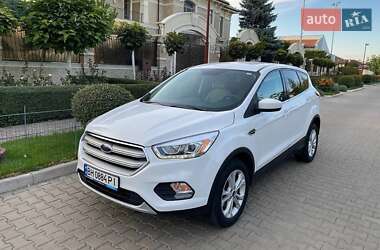 Внедорожник / Кроссовер Ford Escape 2017 в 