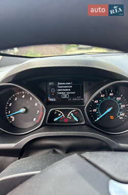 Внедорожник / Кроссовер Ford Escape 2013 в 