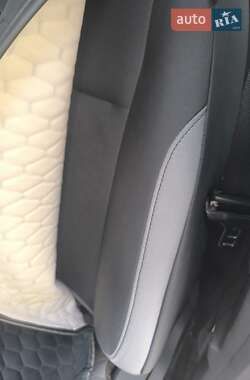 Позашляховик / Кросовер Ford Escape 2012 в  фото 3 Позашляховик / Кросовер Ford Escape 2012 в