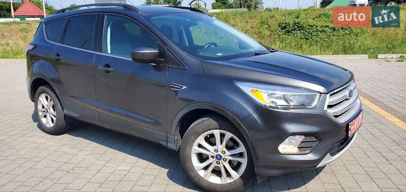 Внедорожник / Кроссовер Ford Escape 2018 в Трускавце