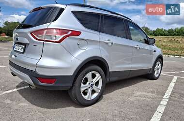 Позашляховик / Кросовер Ford Escape 2015 в Білогородці