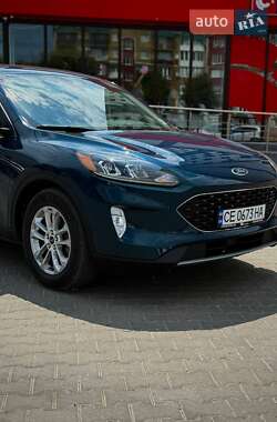 Внедорожник / Кроссовер Ford Escape 2020 в 