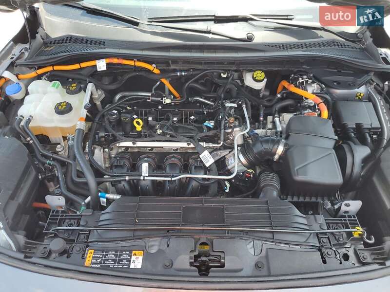 Внедорожник / Кроссовер Ford Escape 2021 в Киеве