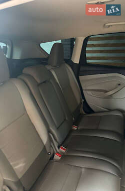 Внедорожник / Кроссовер Ford Escape 2013 в 