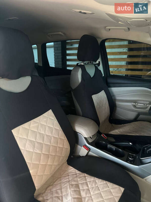 Внедорожник / Кроссовер Ford Escape 2013 в Львове