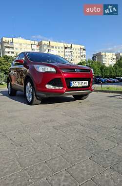 Внедорожник / Кроссовер Ford Escape 2013 в 