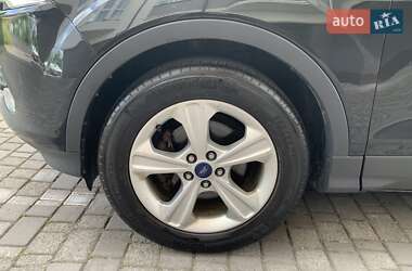 Внедорожник / Кроссовер Ford Escape 2013 в 
