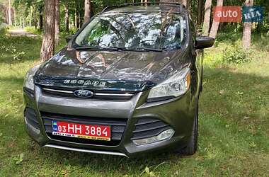 Внедорожник / Кроссовер Ford Escape 2015 в 