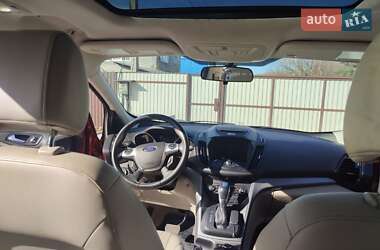 Внедорожник / Кроссовер Ford Escape 2014 в 