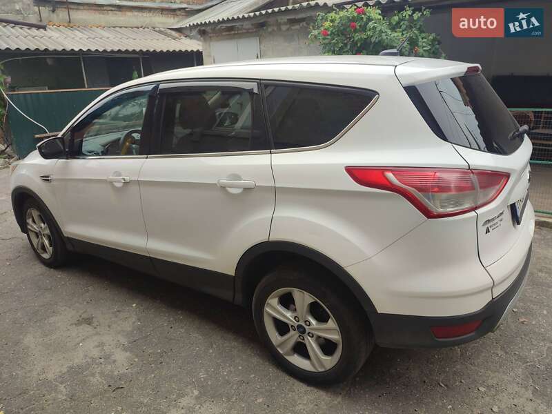 Внедорожник / Кроссовер Ford Escape 2014 в Харькове
