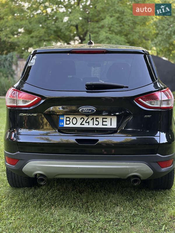 Внедорожник / Кроссовер Ford Escape 2015 в Тернополе