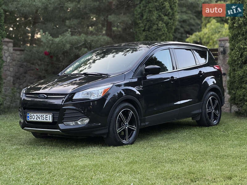 Внедорожник / Кроссовер Ford Escape 2015 в Тернополе