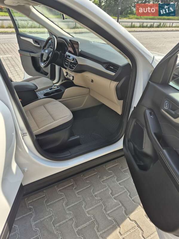 Внедорожник / Кроссовер Ford Escape 2022 в Тернополе фото 15 Внедорожник / Кроссовер Ford Escape 2022 в Тернополе