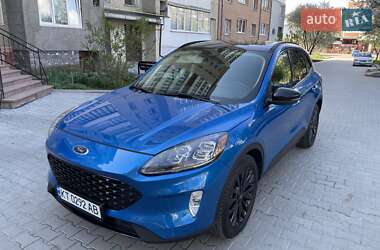 Внедорожник / Кроссовер Ford Escape 2020 в Ивано-Франковске