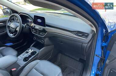 Внедорожник / Кроссовер Ford Escape 2020 в 