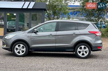Внедорожник / Кроссовер Ford Escape 2013 в 