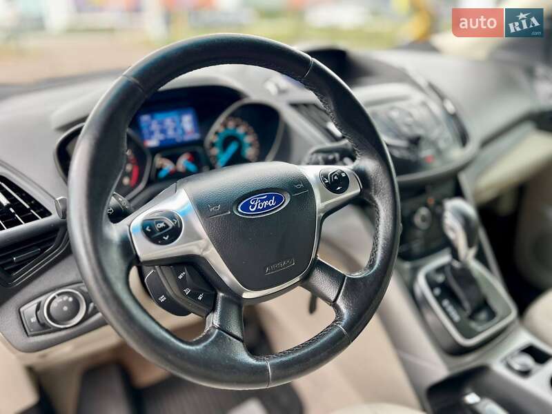 Позашляховик / Кросовер Ford Escape 2013 в Києві