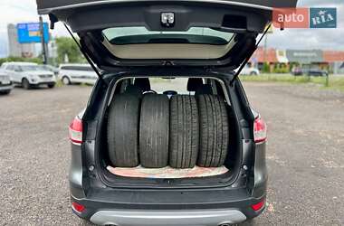 Внедорожник / Кроссовер Ford Escape 2013 в 