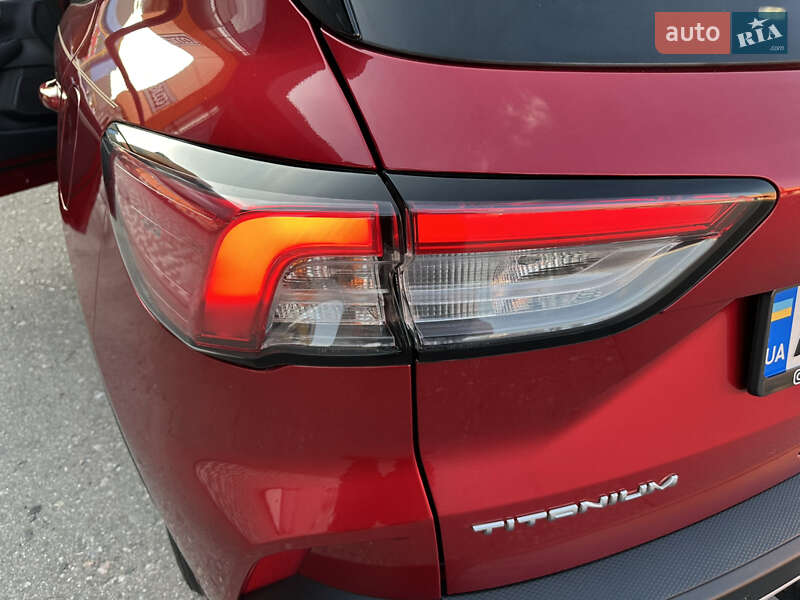 Позашляховик / Кросовер Ford Escape 2019 в Києві