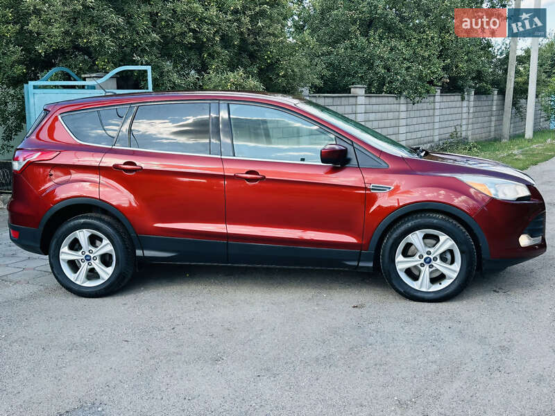 Внедорожник / Кроссовер Ford Escape 2014 в Каменском
