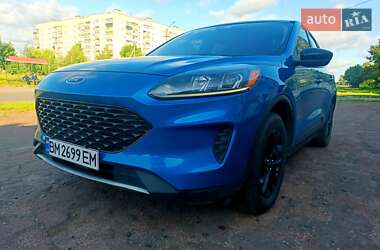 Внедорожник / Кроссовер Ford Escape 2020 в 