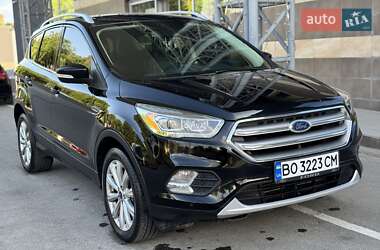 Внедорожник / Кроссовер Ford Escape 2016 в 