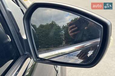 Внедорожник / Кроссовер Ford Escape 2016 в 