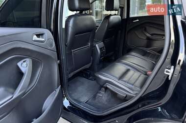 Внедорожник / Кроссовер Ford Escape 2016 в 