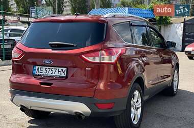 Внедорожник / Кроссовер Ford Escape 2015 в 