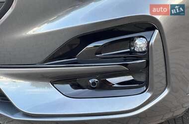 Внедорожник / Кроссовер Ford Escape 2020 в 
