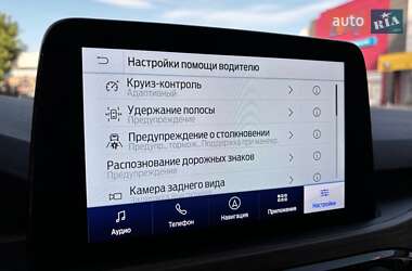 Внедорожник / Кроссовер Ford Escape 2020 в 