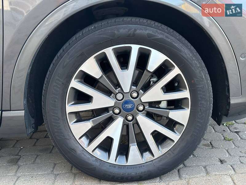 Внедорожник / Кроссовер Ford Escape 2020 в Львове