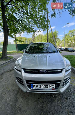 Внедорожник / Кроссовер Ford Escape 2015 в 