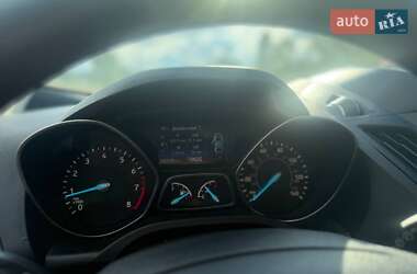 Позашляховик / Кросовер Ford Escape 2016 в Полтаві