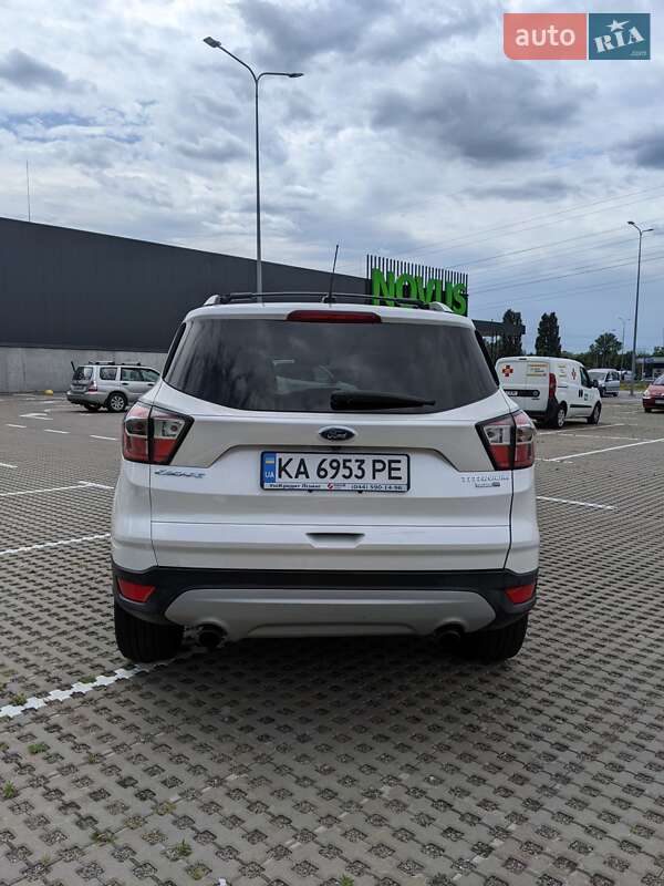 Внедорожник / Кроссовер Ford Escape 2016 в Киеве фото 7 Внедорожник / Кроссовер Ford Escape 2016 в Киеве