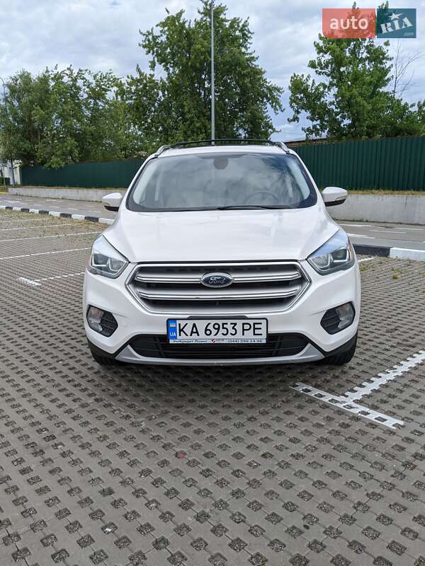 Внедорожник / Кроссовер Ford Escape 2016 в Киеве фото 2 Внедорожник / Кроссовер Ford Escape 2016 в Киеве