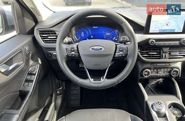 Внедорожник / Кроссовер Ford Escape 2021 в 