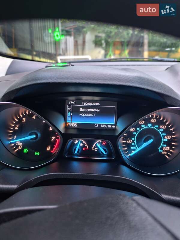 Внедорожник / Кроссовер Ford Escape 2015 в Черкассах