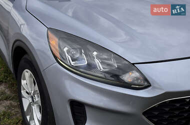 Внедорожник / Кроссовер Ford Escape 2021 в 