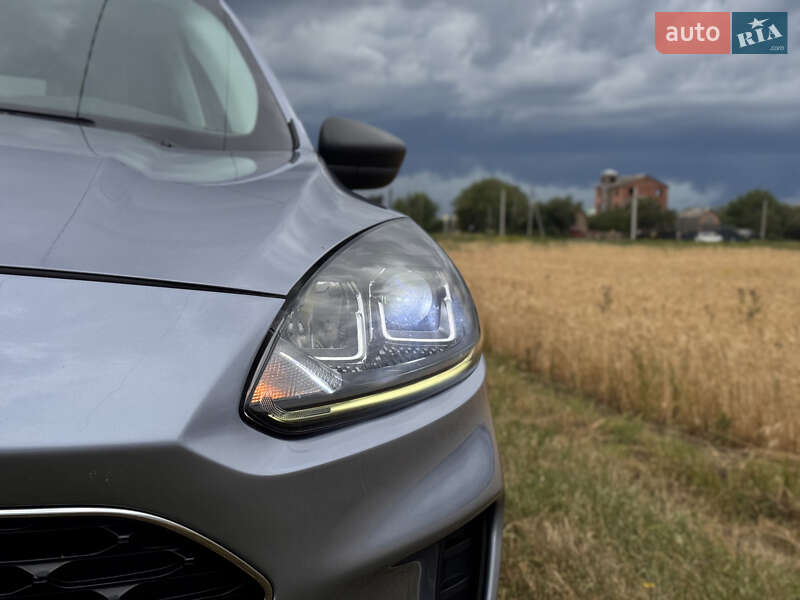 Позашляховик / Кросовер Ford Escape 2021 в Полтаві