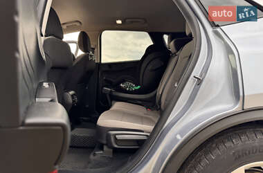 Внедорожник / Кроссовер Ford Escape 2021 в 