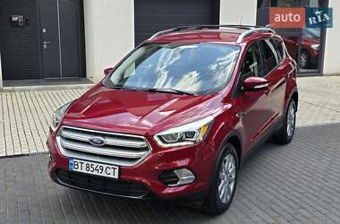 Позашляховик / Кросовер Ford Escape 2017 в Вінниці