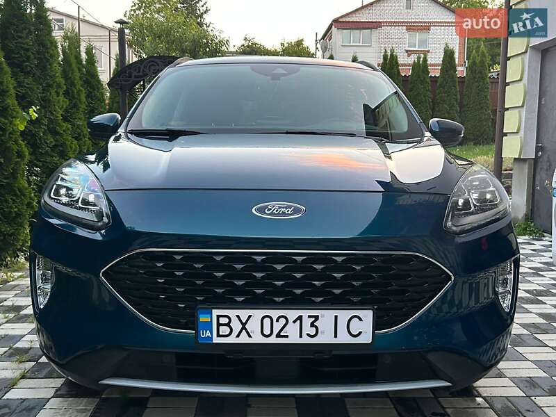 Внедорожник / Кроссовер Ford Escape 2019 в Хмельницком
